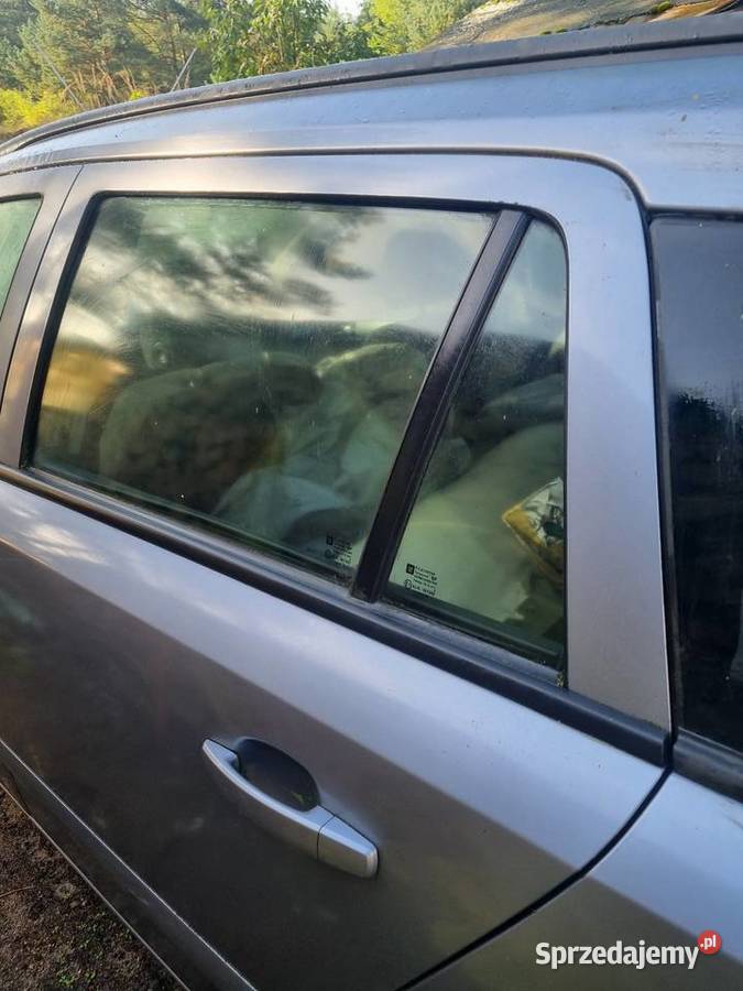 Drzwi Opel Astra h kombi Drzwi Drezdenko