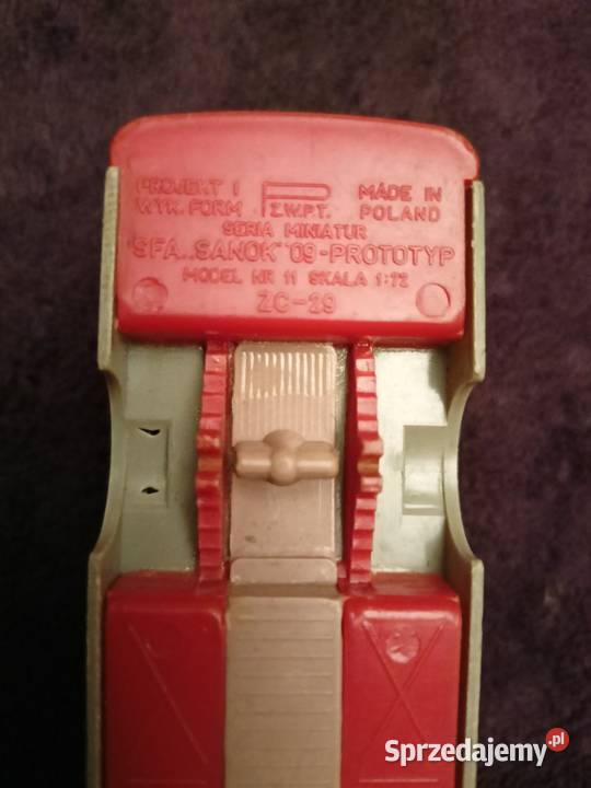 Zabawka PRL Autobus Rzeszów