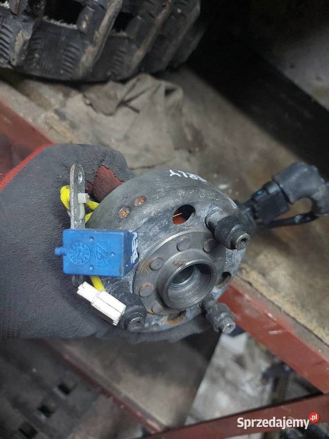 Piaggio Beverly 125 iskrownik stojan zapłon Jelenia Góra