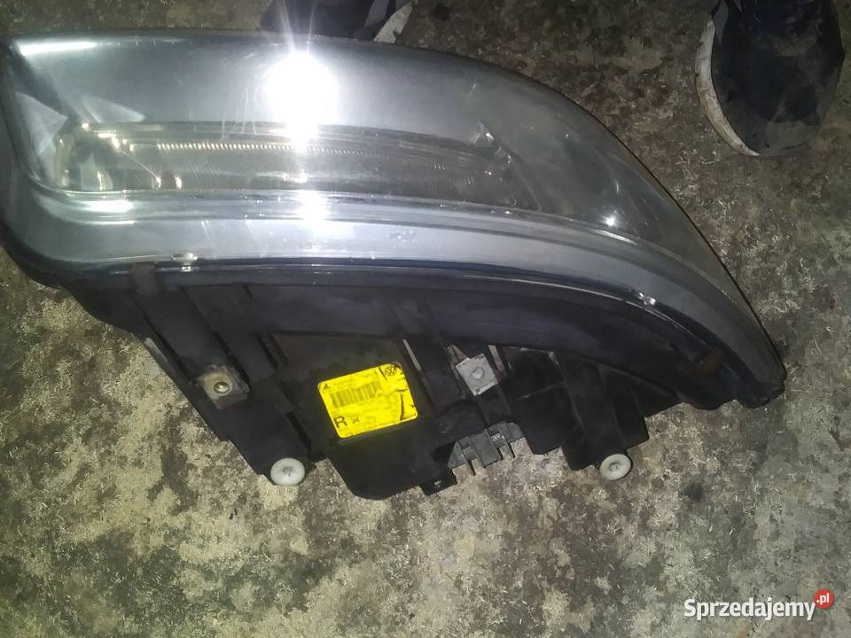 VW T5 Reflektor lampa przod prawa Lubin sprzedam