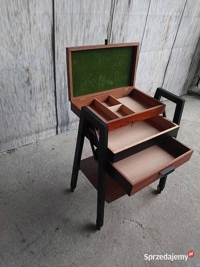 niciak pomocnik lata 6070 518 Byczyna sprzedam