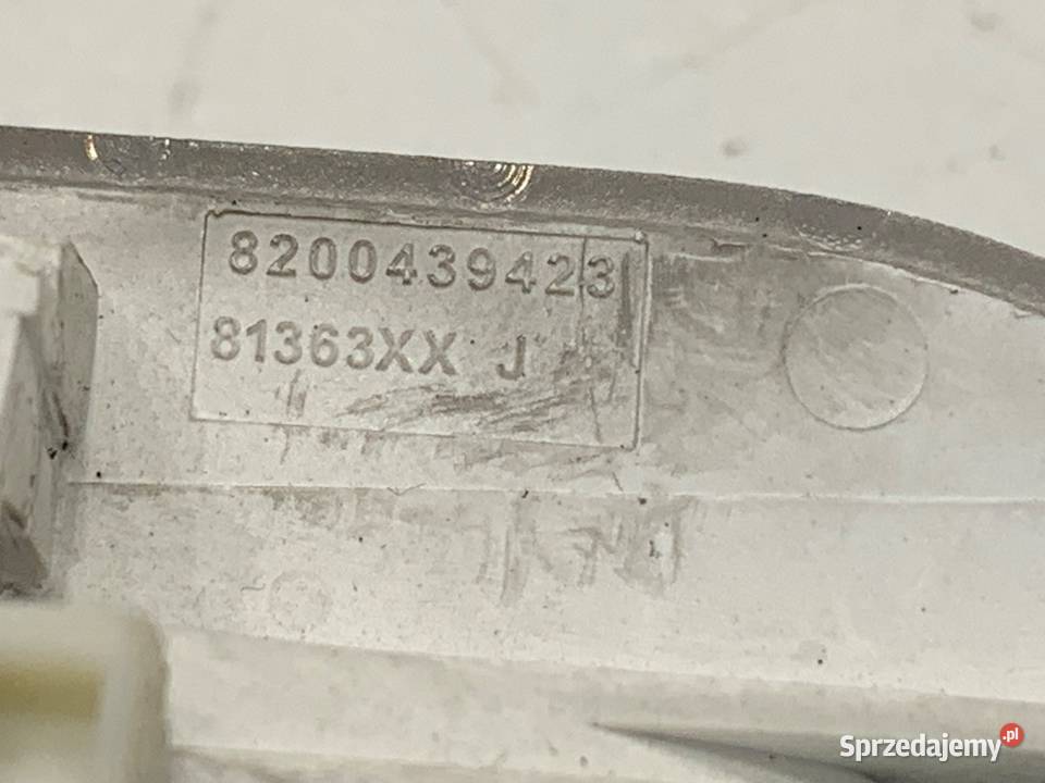 LAMPA SUFITOWA OPEL VIVARO B 8200439423 Bus 1419 podkarpackie sprzedam