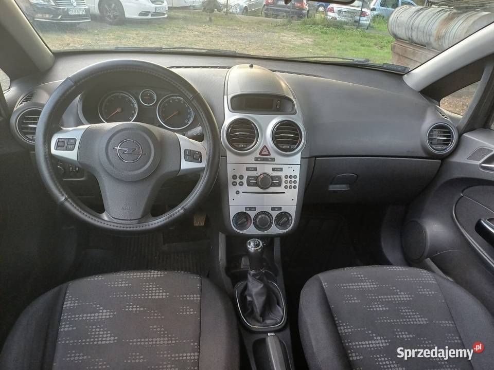 Opel Corsa D LIFT 12 EcoFlex 86 2011r mały