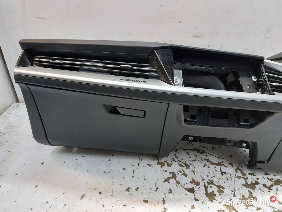 Audi Q4 ETRON 89A 89E KOKPIT DESKA ROZDZIELCZA