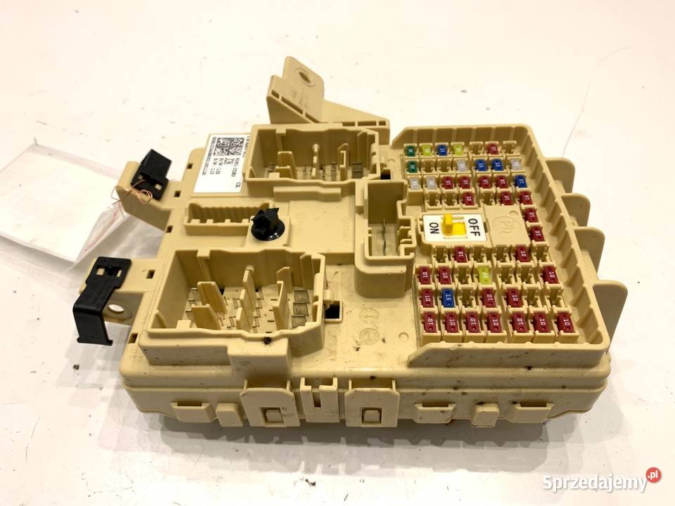 SKRZYNKA BEZPIECZNIKÓW KIA STINGER 91951J5283