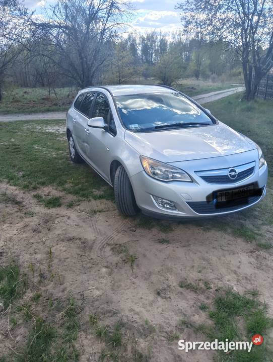 Sprzedam Opel Astra J kombi 1 7 CDTI 2011 Zawiercie