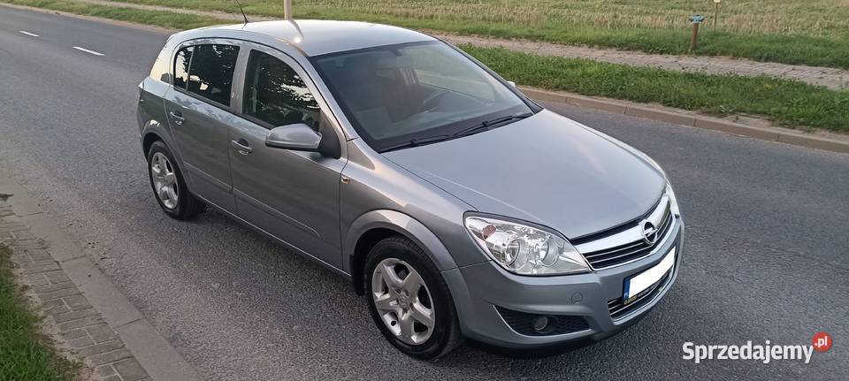 2009 Opel Astra III H lift 14 90 nowy rozrząd Lubawa