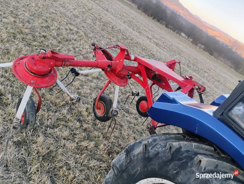 Przetrząsarka przewracarka deutz fahr kh4 Zgrabiarki i przetrząsacze śląskie Radziechowy