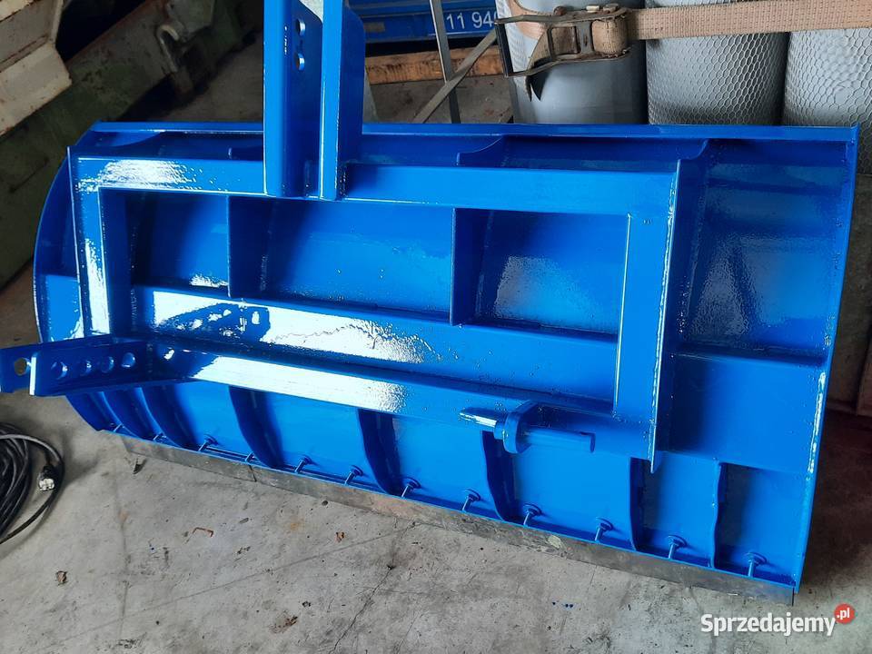 Pług do kiszonki Spych Zgarniacz do śniegu Sadlno