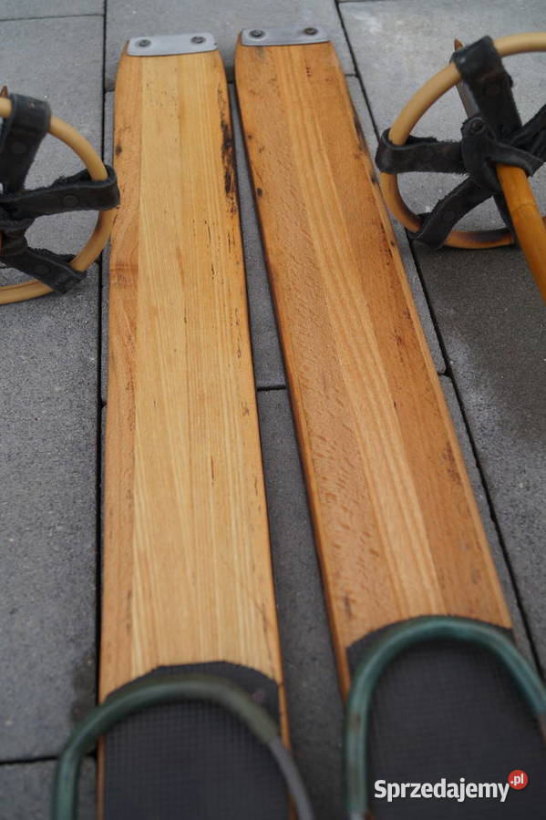 Stare narty drewniane 130 kijki w komplecie Pruchnik