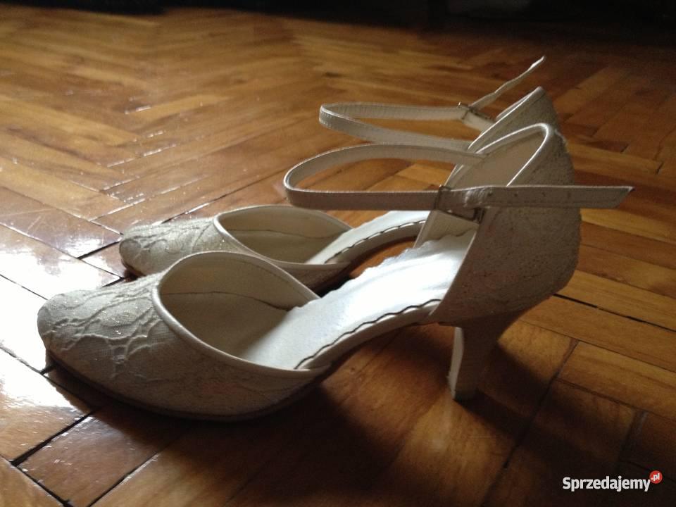 Koronkowe buty ślubne Kraków