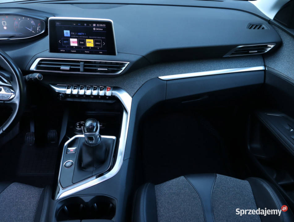 Peugeot 3008 12 PureTech Piaseczno