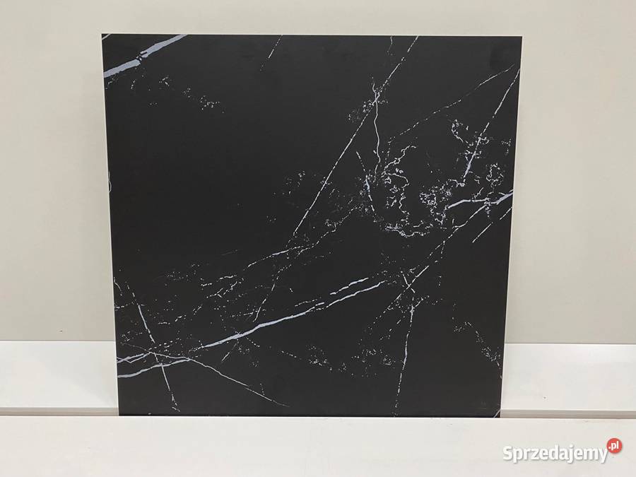 gres czarny kamień Marquina 598x598 mat czarny małopolskie Zakopane