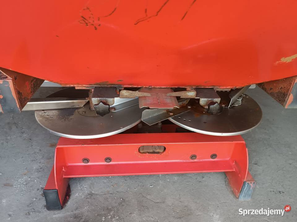 Rozsiewacz nawozu metal technik