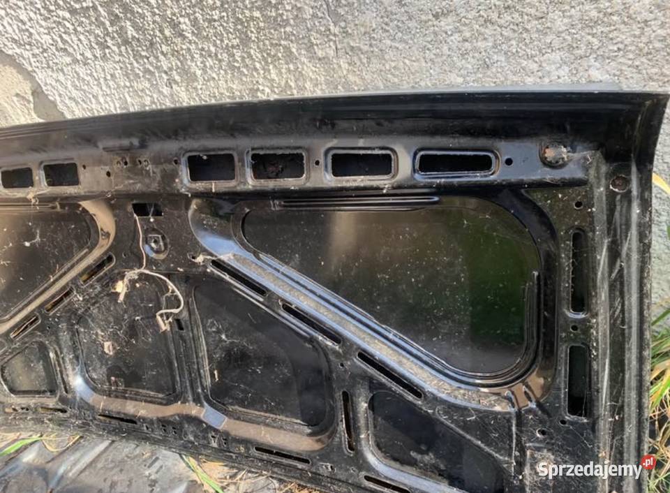 Klapa bagażnika BMW e24 1980r Mszana