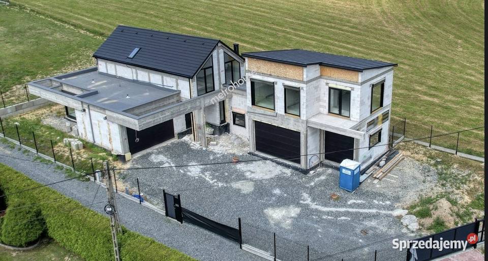 Dom Homekoncept 79 z drugim budynkiem pod Pisarzowice sprzedam