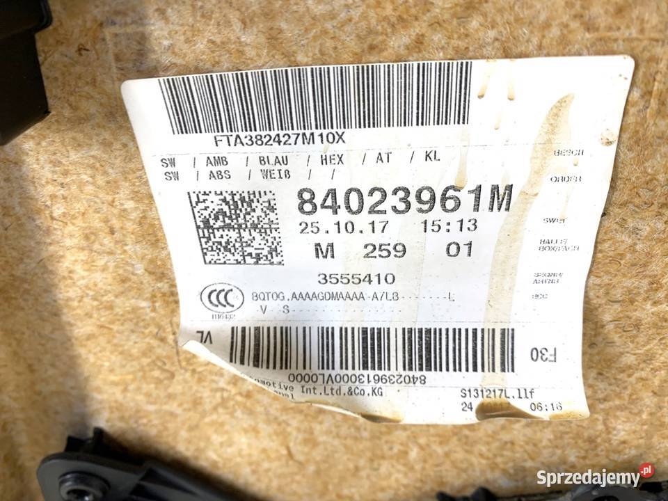 BOCZEK DRZWI LEWY PRZÓD BMW F30 Hatchback 1118 sprzedam