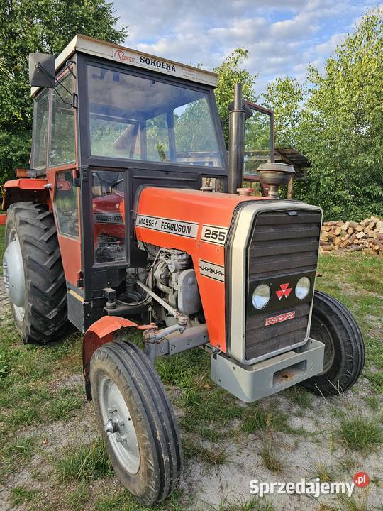 Massey Ferguson 255
