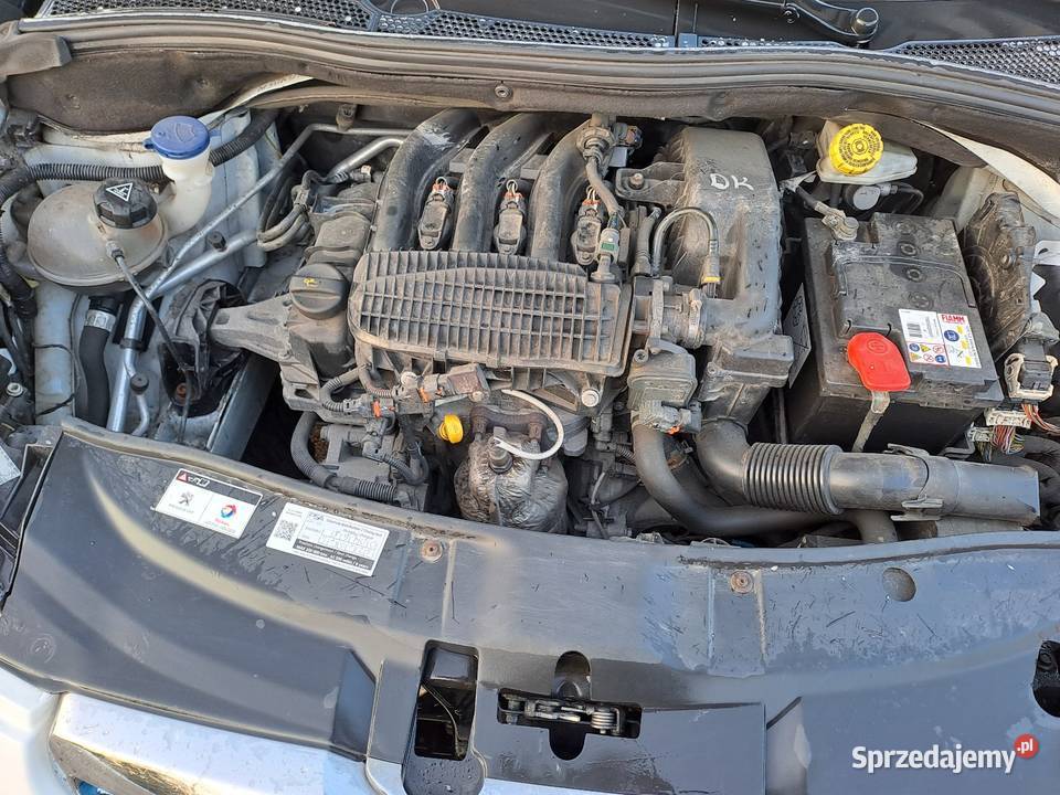 Peugeot 2008 12 2015r manualna Chocznia
