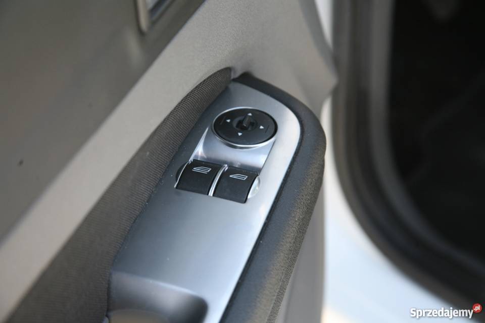Ford Focus 16 benzyna KOMBI 2010 wersja SPORT wspomaganie kierownicy Nowy Tomyśl