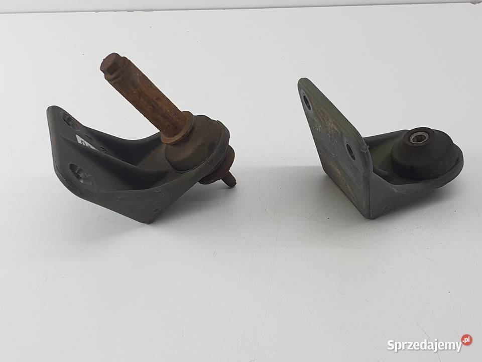 MOCOWANIE UCHWYT ZAWIAS IVECO EUROCARGO Części montażowe łódzkie Janowice sprzedam