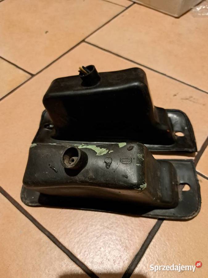 Osłony kierunkowskazów przód Fiat 125p ST Leszno