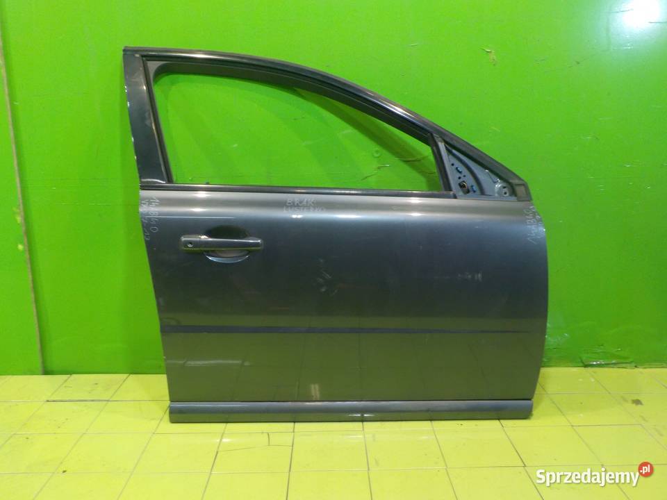 VOLVO V70 III 24 D5 08r KOMBI drzwi prawe przod Suków