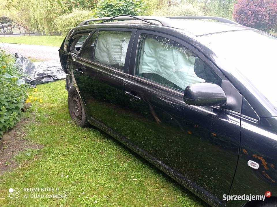 TOYOTA AVENSIS KOMBI manualna mazowieckie