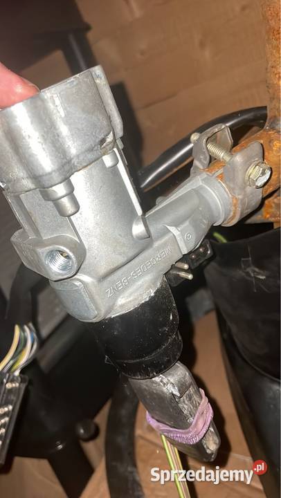 Stacyjka Mercedes w124 e200 m111 Rok produkcji 1995 Katowice