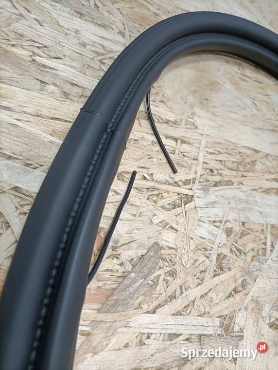 VOLVO V60 18 USZCZELKA KLAPY BAGAŻNIKA 32378531 Klapy bagażnika Pleszew