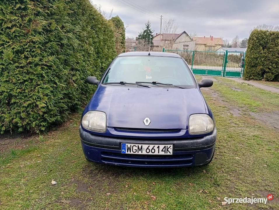 Renault Clio 2 uszkodzony