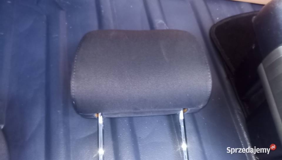 Zagłówki Audi A6 C5 sprzedam