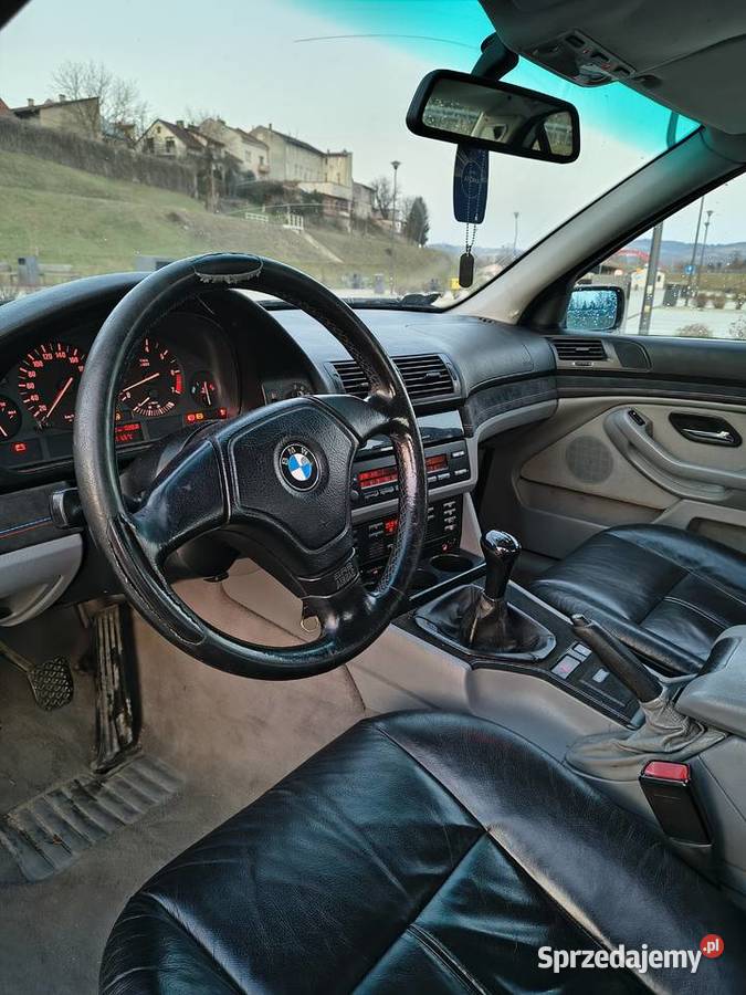 BMW E39 523i 1996r 378000km