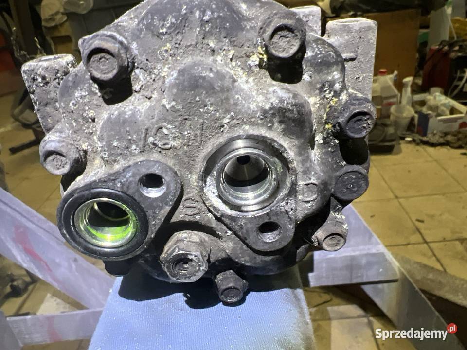 Sprężarka klimatyzacji Volvo Ford 20 tdi Klimatyzacja lubelskie Radzyń Podlaski