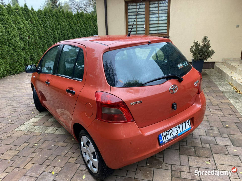 Toyota Yaris II Wł Krajowy Luna 13 Benzyna 5 mazowieckie