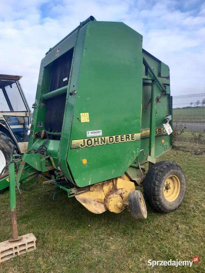 prasa John Deere 590szeroki podbieracz