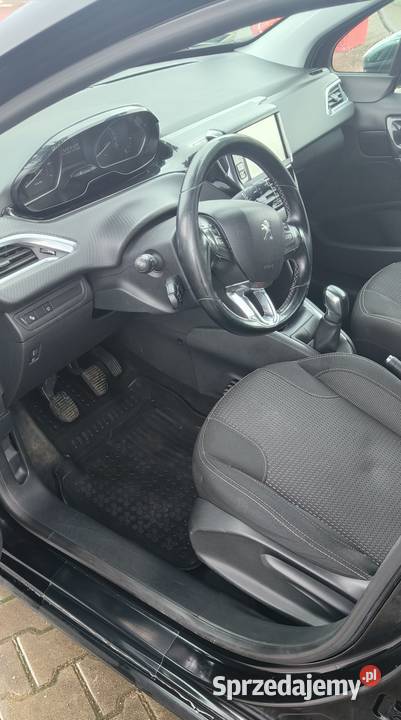 Peugeot 208 I 12 Allure 82KM Dzierżoniów