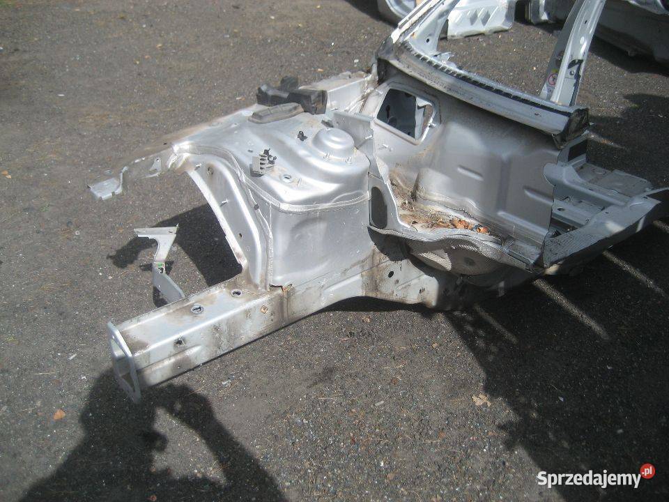 audi a4 b8 0815r podłużnica fartuch słupek próg Progi Rakoniewice