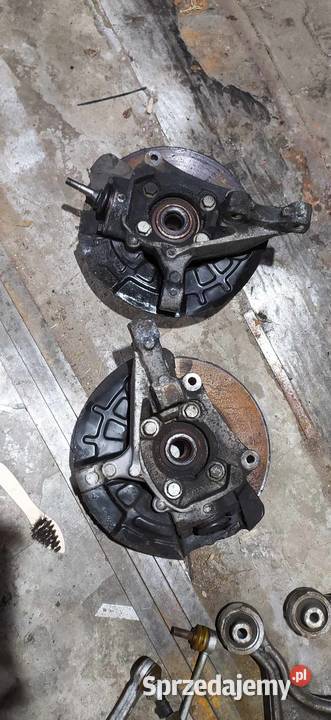 VOLVO V70 II ZWROTNICAPIASTA ŁOŻYSKO PRZÓD 253000km V70 lubelskie Mircze