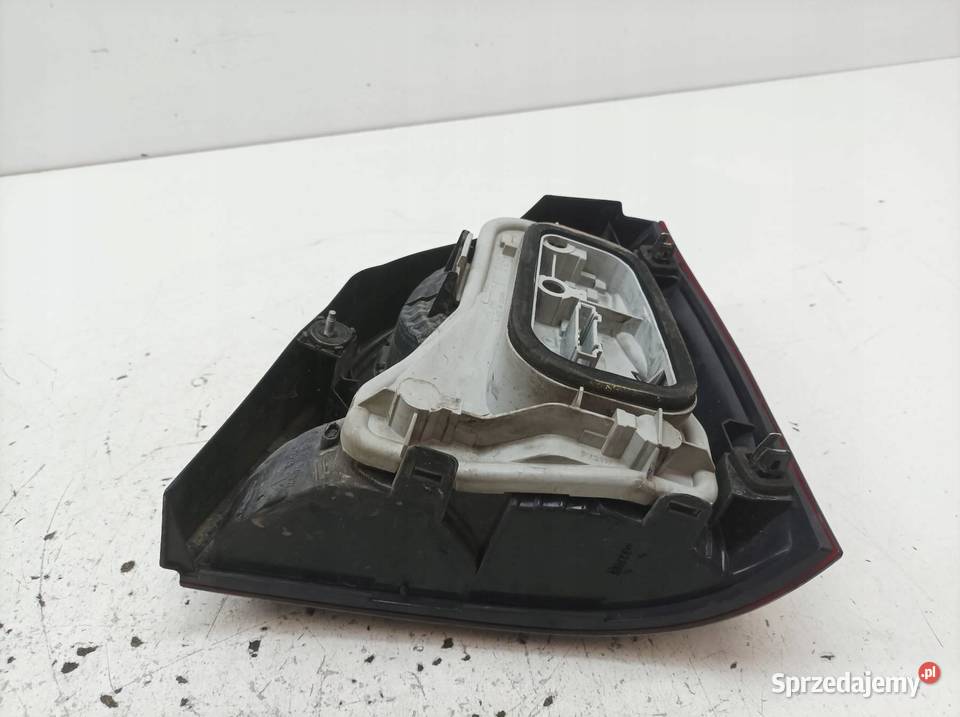 LAMPA TYŁ LEWA LIFT FL 6Q6945095M VW Volkswagen Rok produkcji 2007 świętokrzyskie
