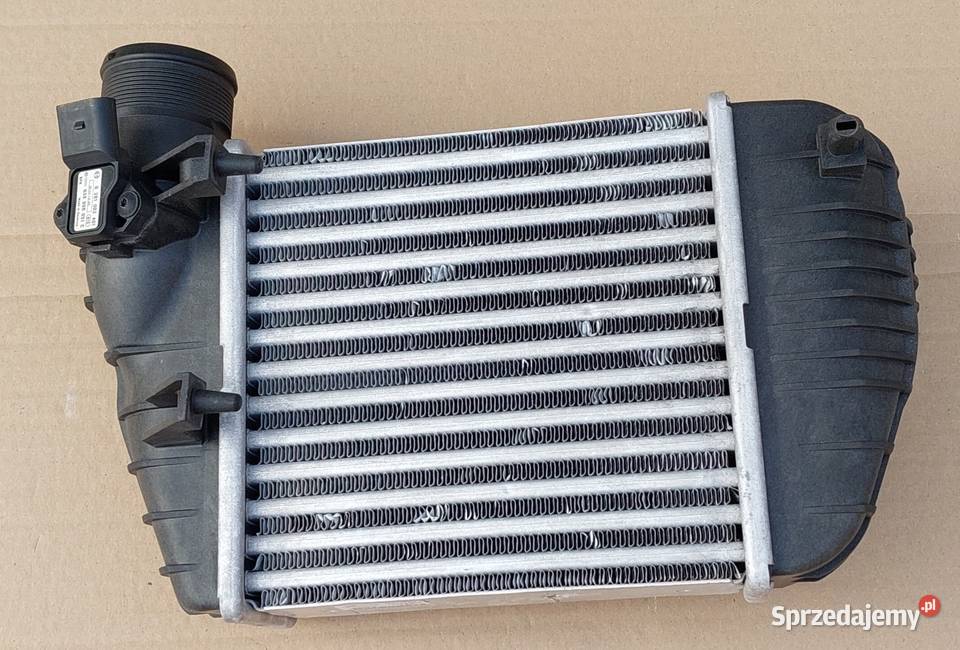 INTERCOOLER AUDI A6 C6 4F0145805J osobowe Mielęcin