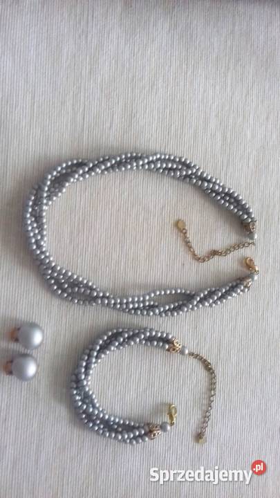 Komplet biżuterii perłowej
