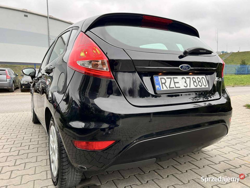 Ford Fiesta 125 Platinium gaz 30100 Focus