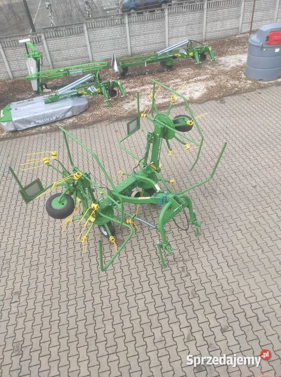 Przetrząsacz 6 wirnikowy siana Pronar PWP770 Pronar