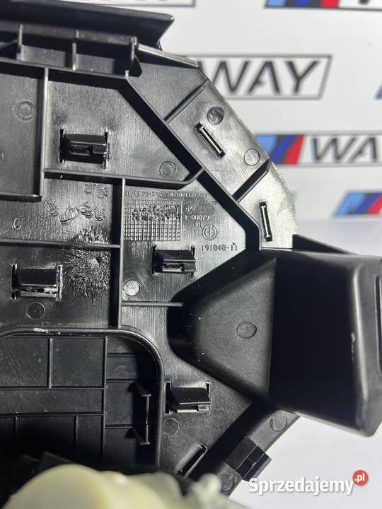 BMW X3 F25 OBUDOWA OSŁONA PAS PRAWY TYŁ CZARNA