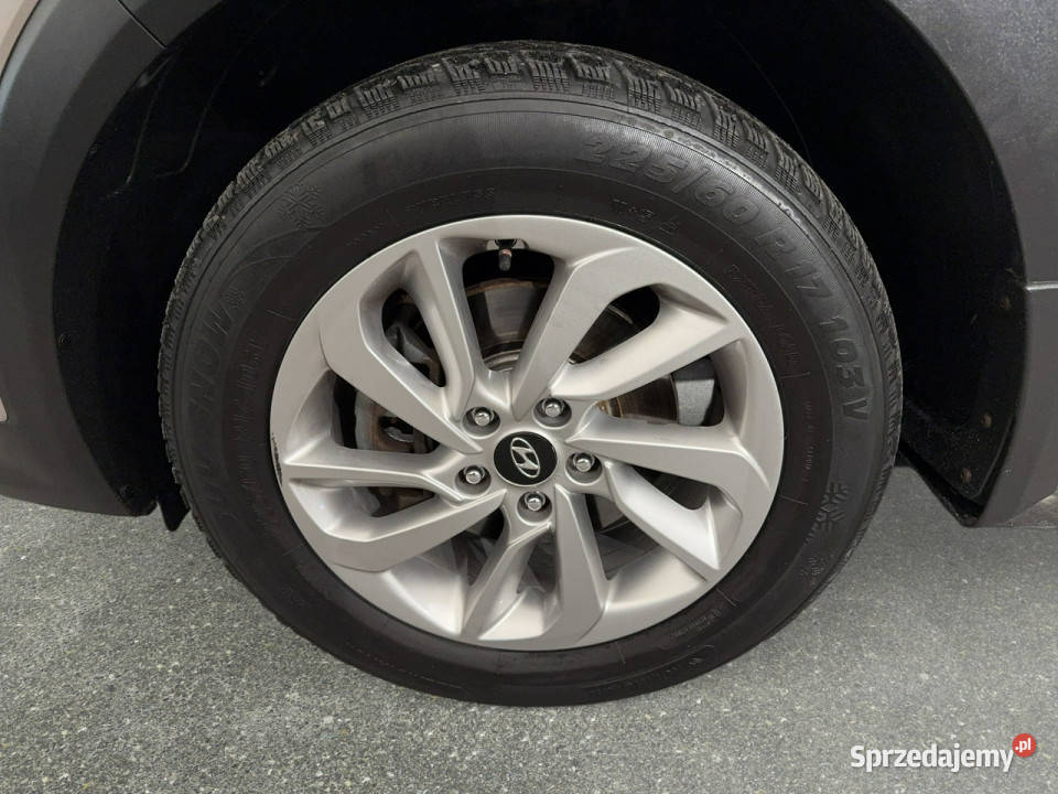 Hyundai Tucson 16GDI 132 M6 2017 r salon HAK lakier metallic Myślenice