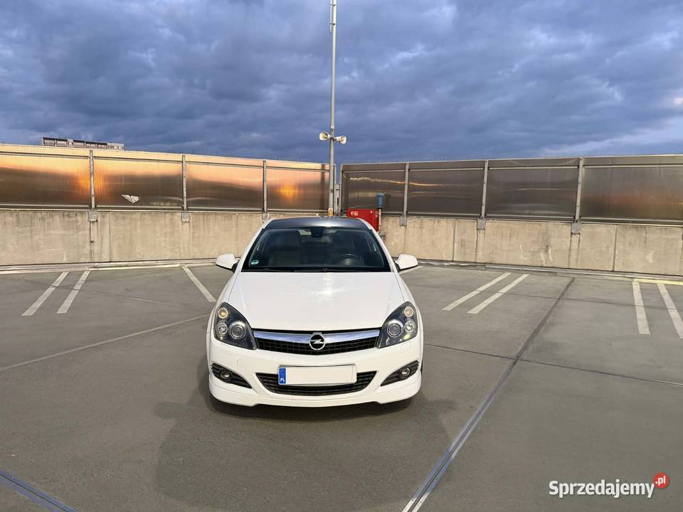Opel Astra H GTC 18 Benzyna Coupe Opc Line Skóra wielofunkcyjna kierownica Chrzanów