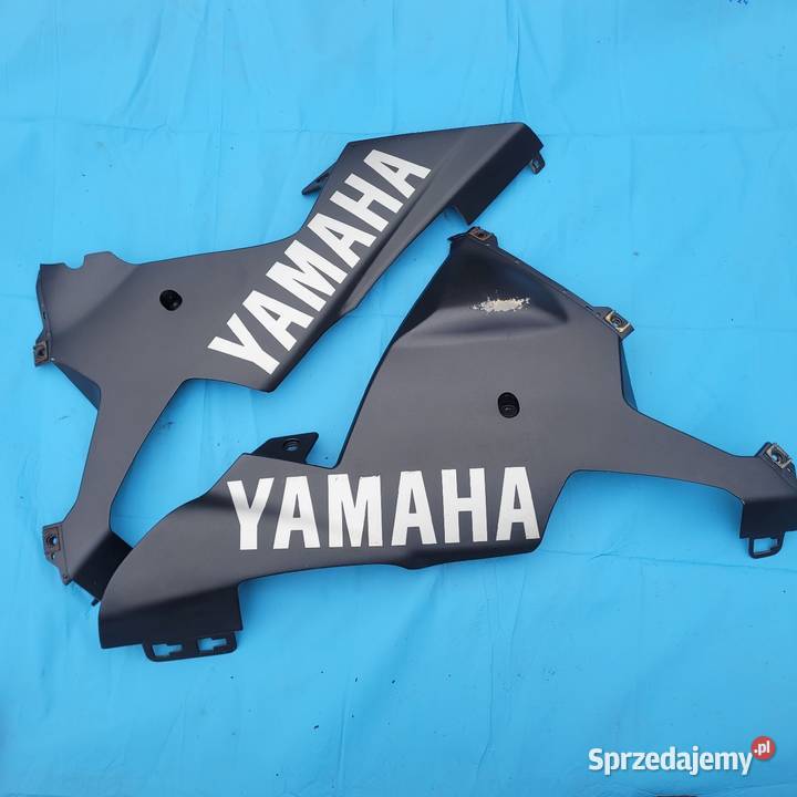 Yamaha R1 RN09 0203 owiewka owiewki bok Szyby i owiewki Nowy Tomyśl