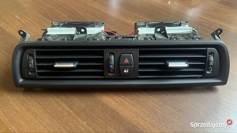 Kratka nawiewu środkowa BMW F10 F11 Kratki nawiewu łódzkie