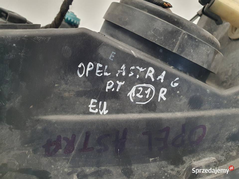LAMPA PRAWA Opel Astra G II 9809r PRZEDNIA prawy Rudka